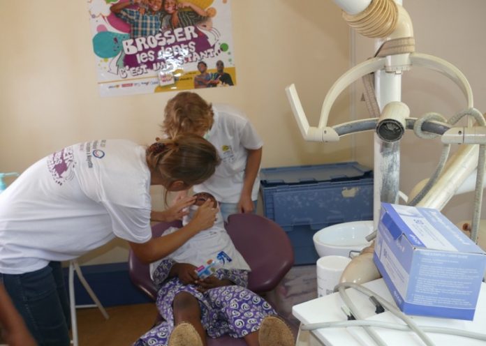 Kamardine,FNPEIS, « M'T' dents